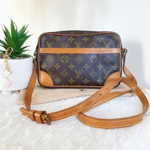 💕Authentic LV Trocadero 24 Crossbody Monogram
